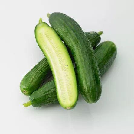 吃酸爽乳瓜的視頻,夏日解暑美食新體驗