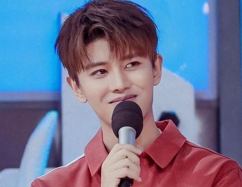 任嘉倫吃瓜搞笑視頻大全,笑料百出！