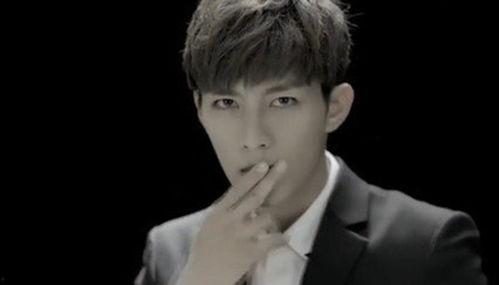 在線吃瓜找男朋友視頻,網戀新趨勢，視頻見證甜蜜愛情